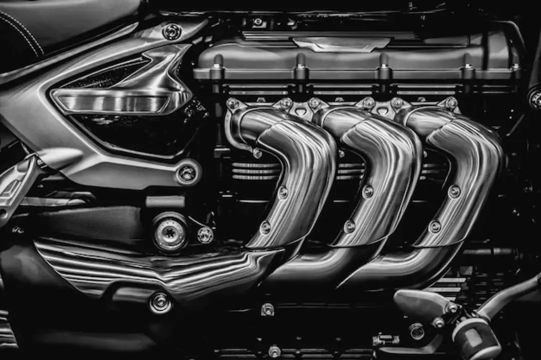 Mercedes Engine Warning Signs You Shouldn&rsquo;t Ignore Image